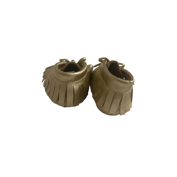 Old Navy Rose Gold Baby Girl Moccasins Size 2 Crib Shoes Fringe Slip On - Picture 3 of 4